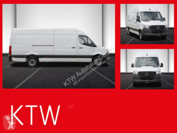 Fourgon long Mercedes