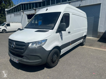 Caja cerrada Mercedes