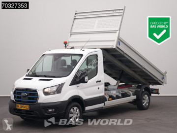 Utilitaire benne Ford