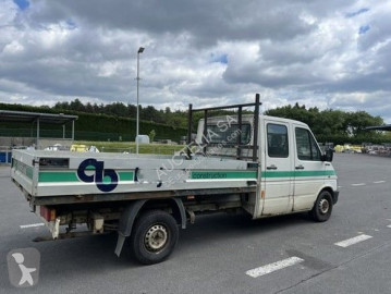 Utilitaire plateau ridelles Volkswagen