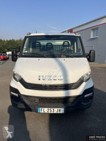 Utilitaire benne Iveco