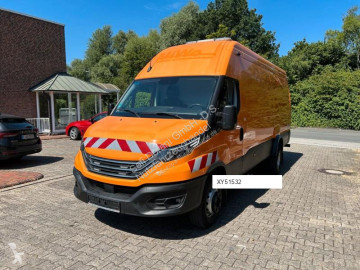 Furgon długi Iveco