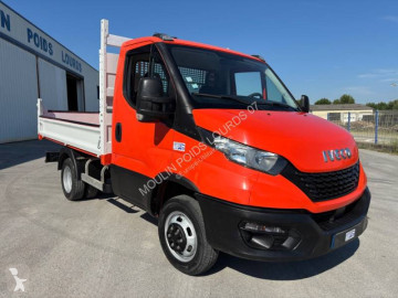 Utilitaire benne standard Iveco