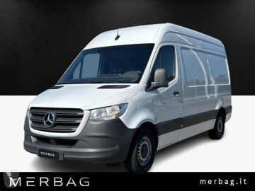 Caja cerrada Mercedes