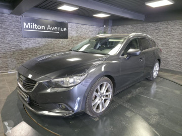 Familiar Mazda