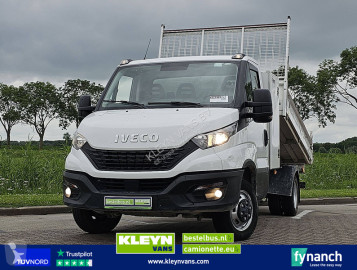 Utilitaire benne Iveco