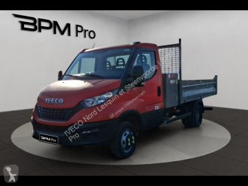 Utilitaire benne Iveco
