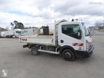Utilitaire benne standard Nissan
