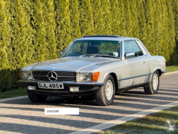 Samochód Mercedes