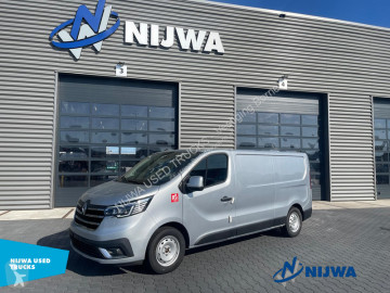 Fourgon Renault neuf