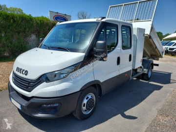 Utilitaire benne standard Iveco