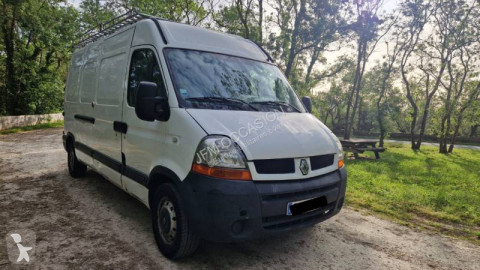 Fourgon moyen Renault