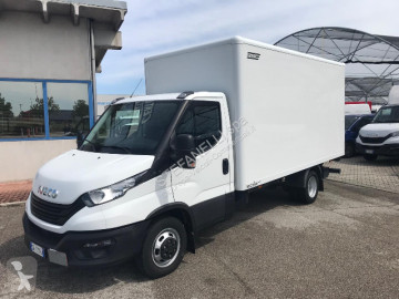Caja cerrada Iveco