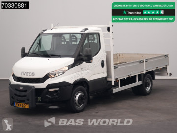 Utilitaire plateau Iveco