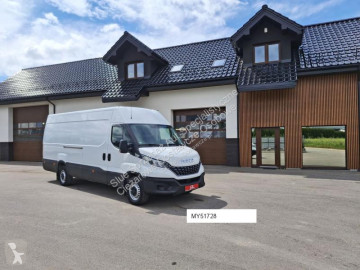 Caja cerrada Iveco