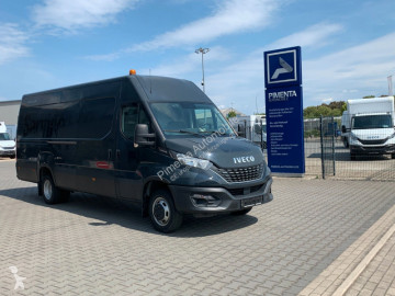Fourgon long Iveco