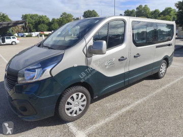 Średnia furgonetka Renault
