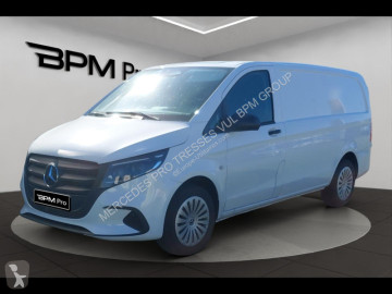 Fourgon Mercedes