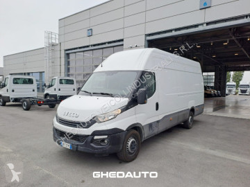 Caja cerrada Iveco