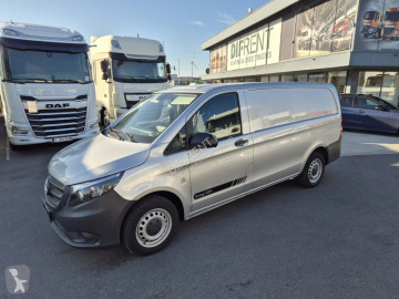 Fourgon Mercedes
