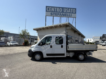 Utilitaire plateau Fiat