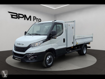 Utilitaire benne Iveco