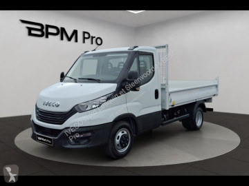 Utilitaire benne Iveco