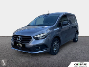 Fourgon Mercedes