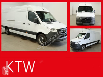 Fourgon long Mercedes