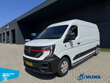 Fourgon Renault neuf