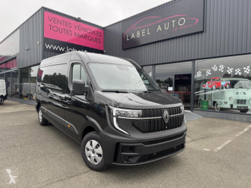 Fourgon Renault neuf