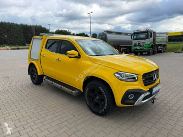 Dépanneuse Mercedes