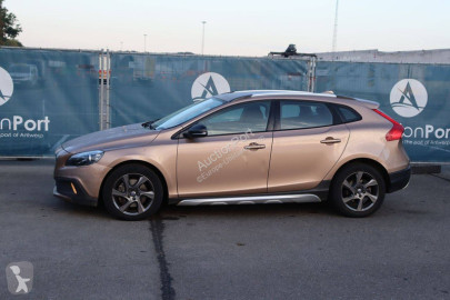 VolvoV40