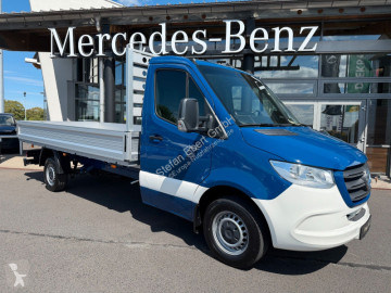 Utilitaire plateau ridelles Mercedes
