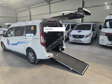 Ambulance Ford