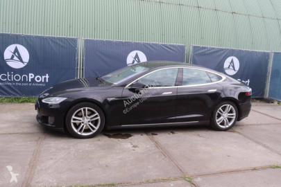 TeslaModel S