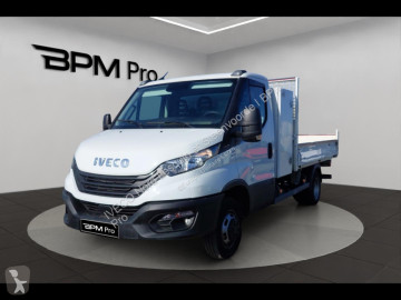 Utilitaire benne Iveco
