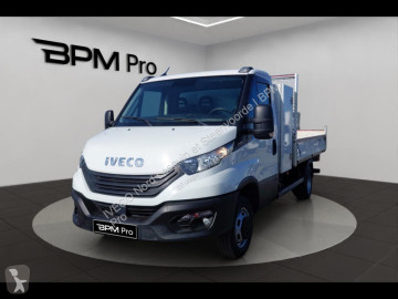 Utilitaire benne Iveco