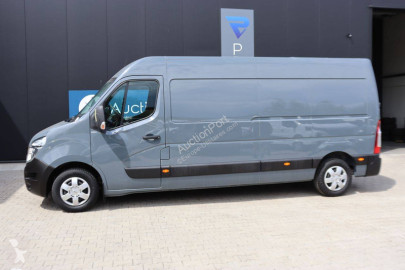 NissanNV400