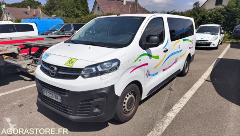 Autobús minibús Opel