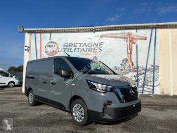 Caja cerrada Nissan nueva