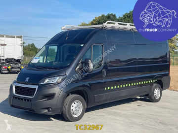 Fourgon Peugeot