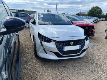 Peugeot208