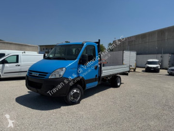 Utilitaire benne Iveco