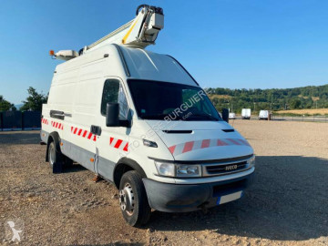 Con plataforma Iveco