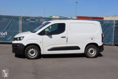 Caja cerrada Peugeot