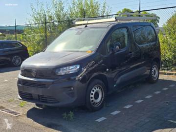 Caja cerrada Peugeot nueva