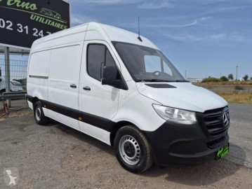 Véhicule utilitaire Mercedes