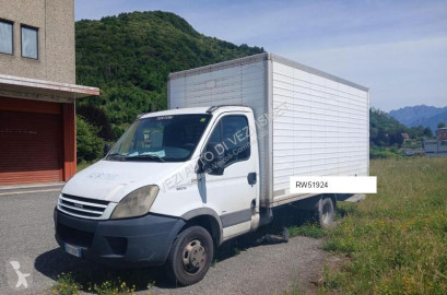 Fourgon Iveco