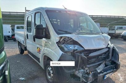 Utilitaire plateau Fiat